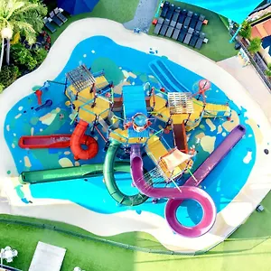 Resort Paradise